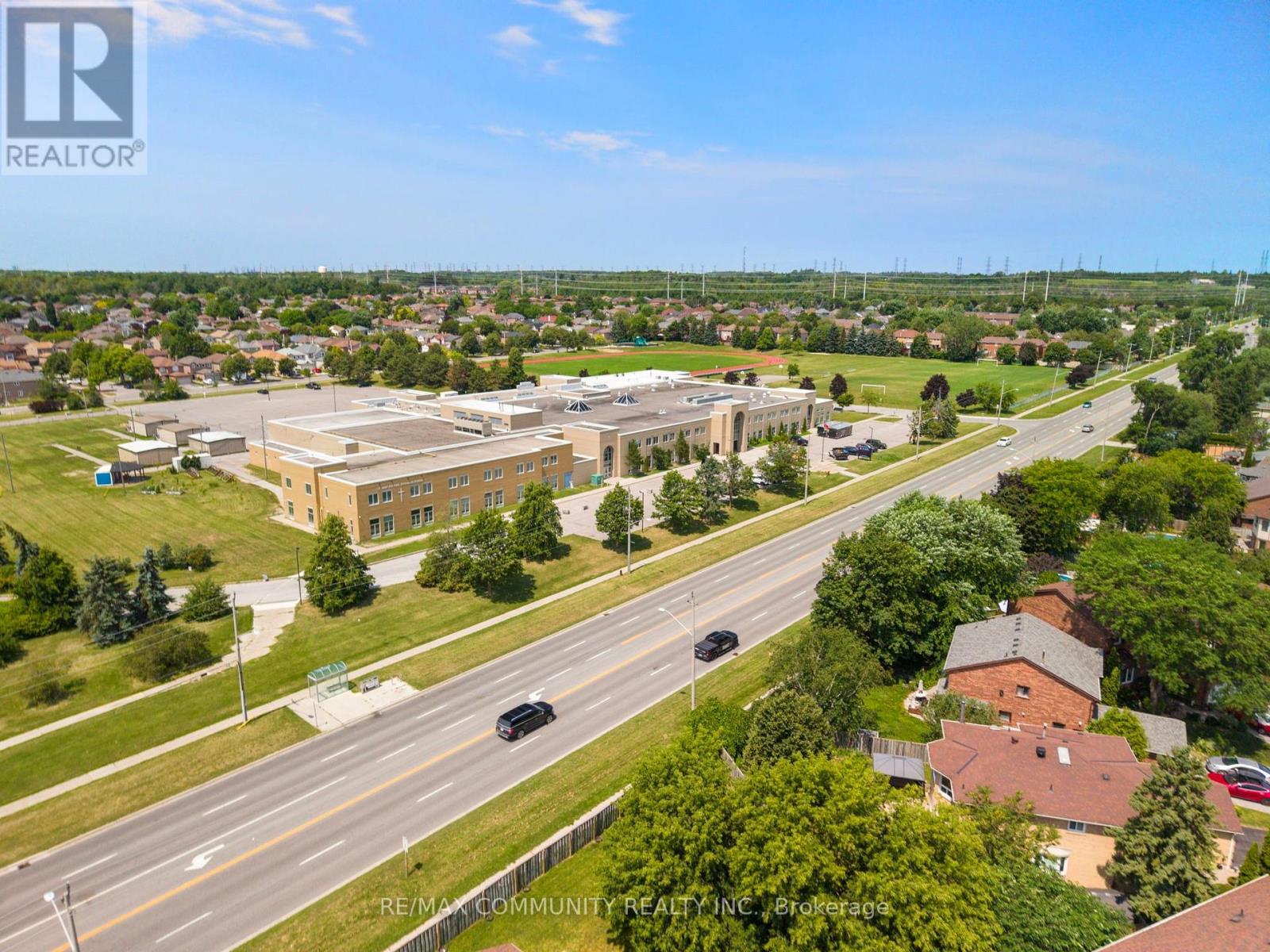1524 AMBERLEA ROAD S - 47