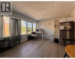 521 Park Street Unit# 4, Kitchener, ON N2G1N8 Photo 7