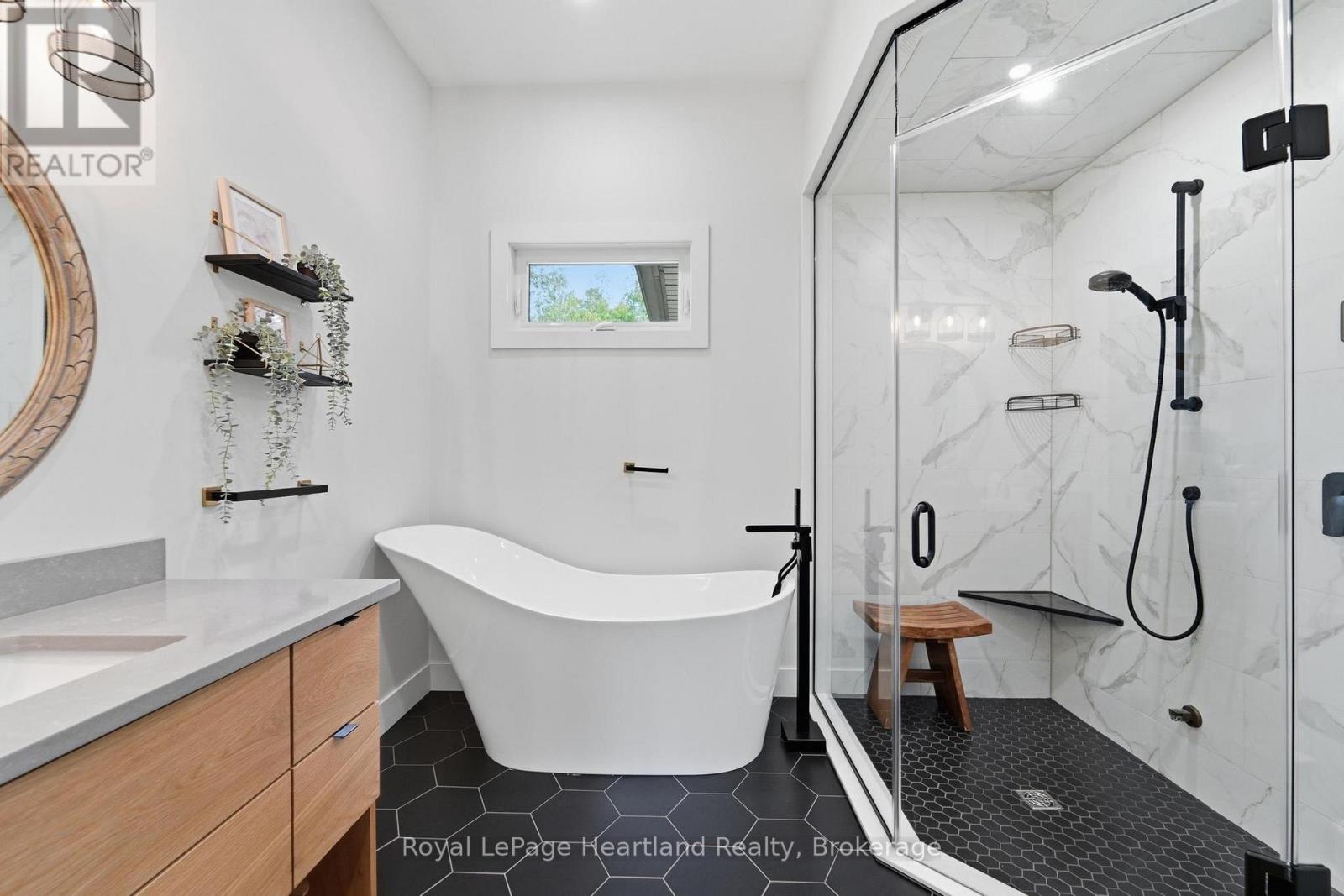 81750B LAKE AVENUE - Image 21