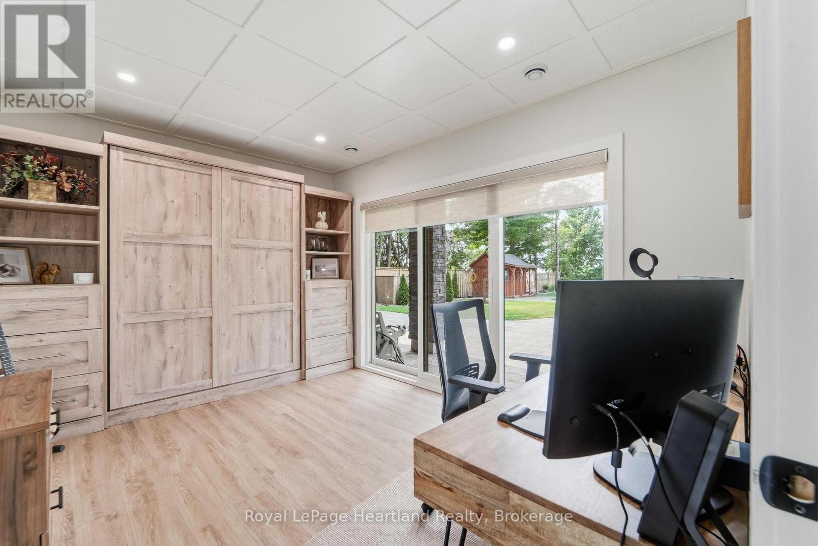 81750B LAKE AVENUE - 29