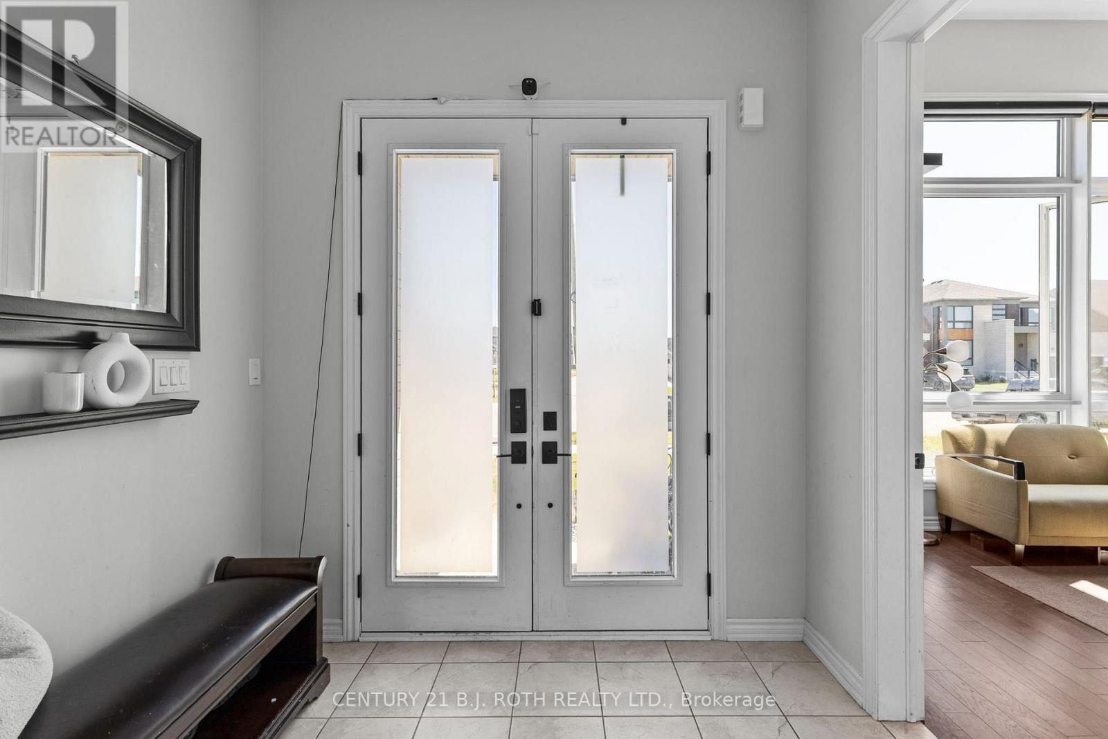 6 HENDERSON STREET - Image 3