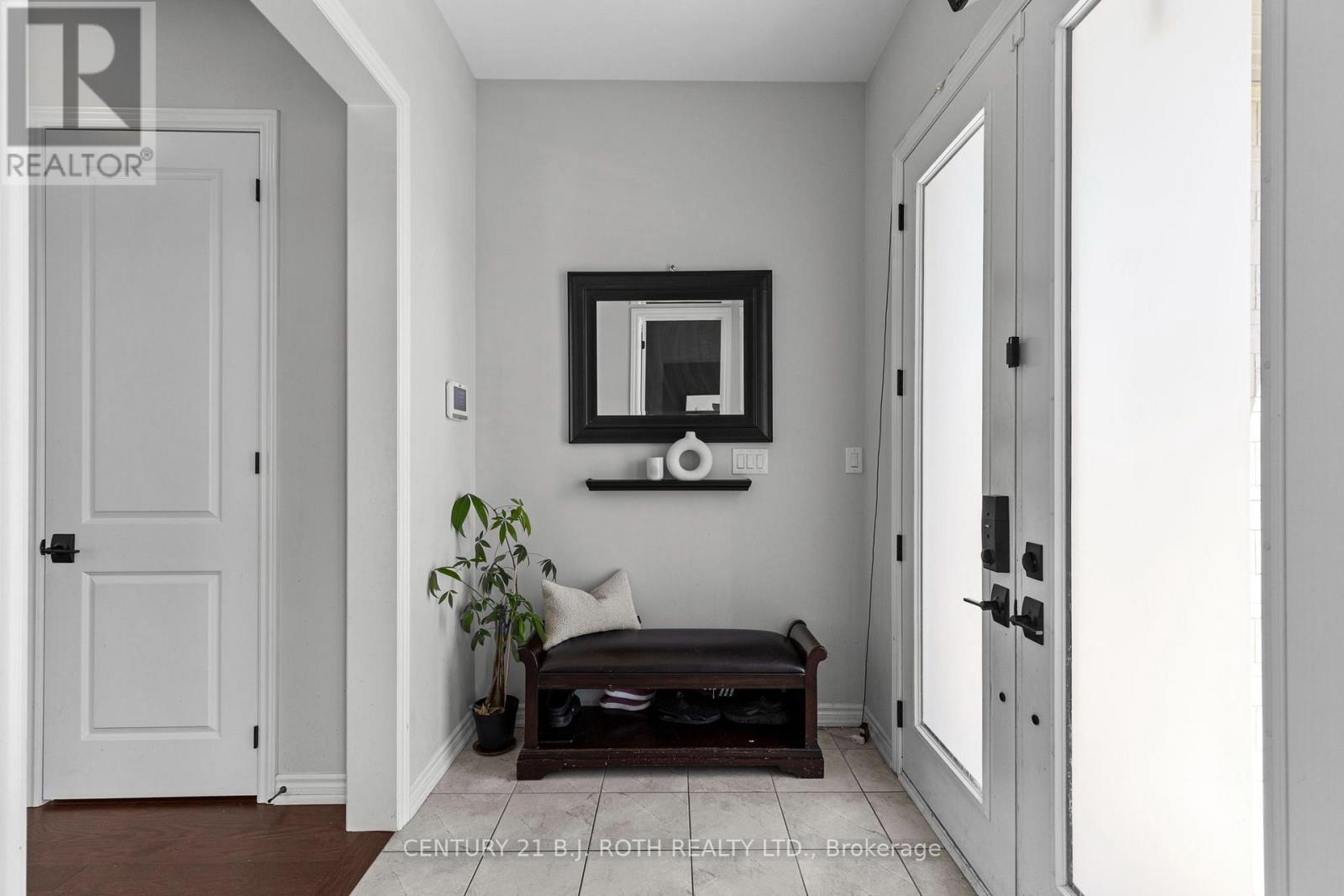 6 HENDERSON STREET - Image 4