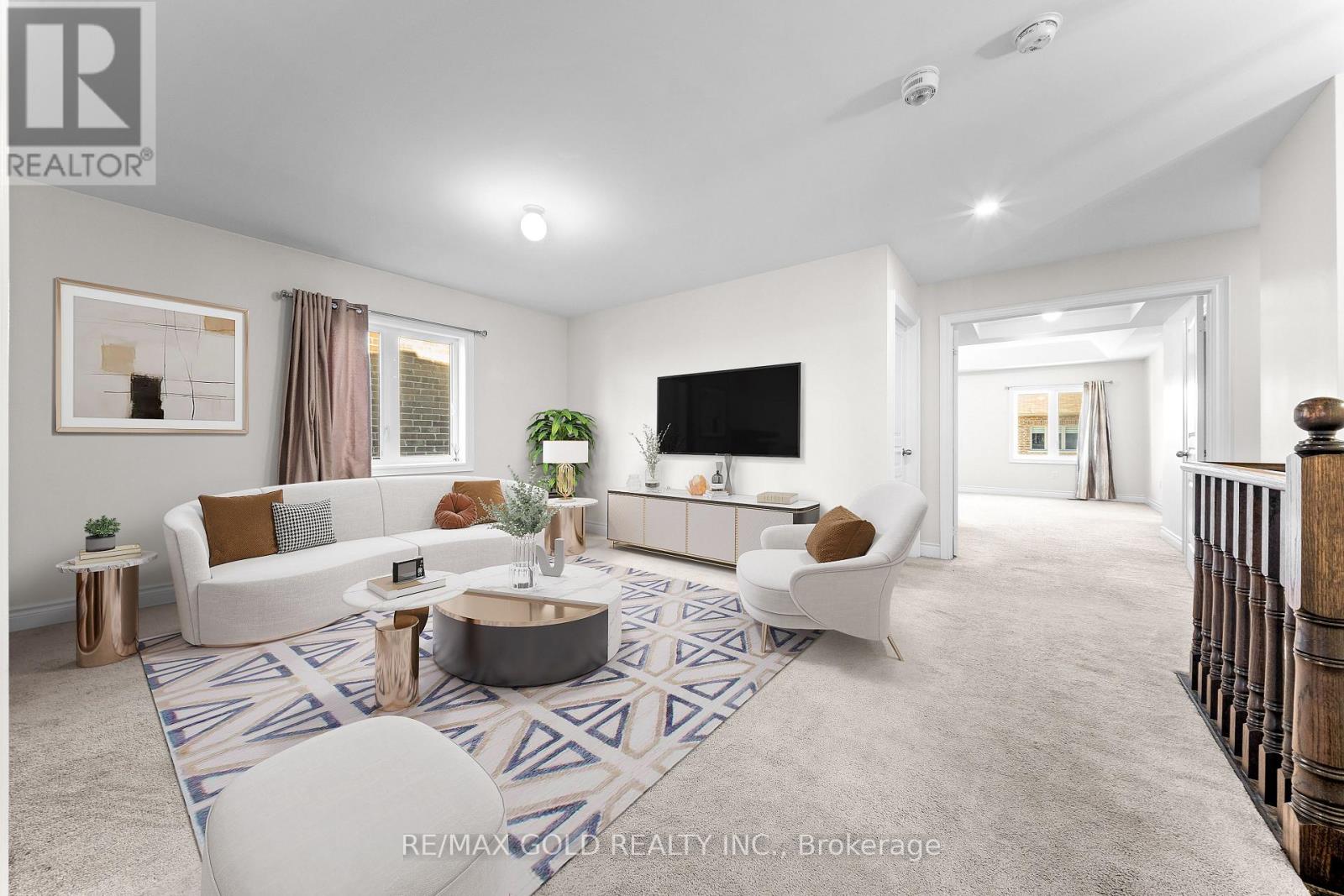 600 MACTIER DRIVE - 16