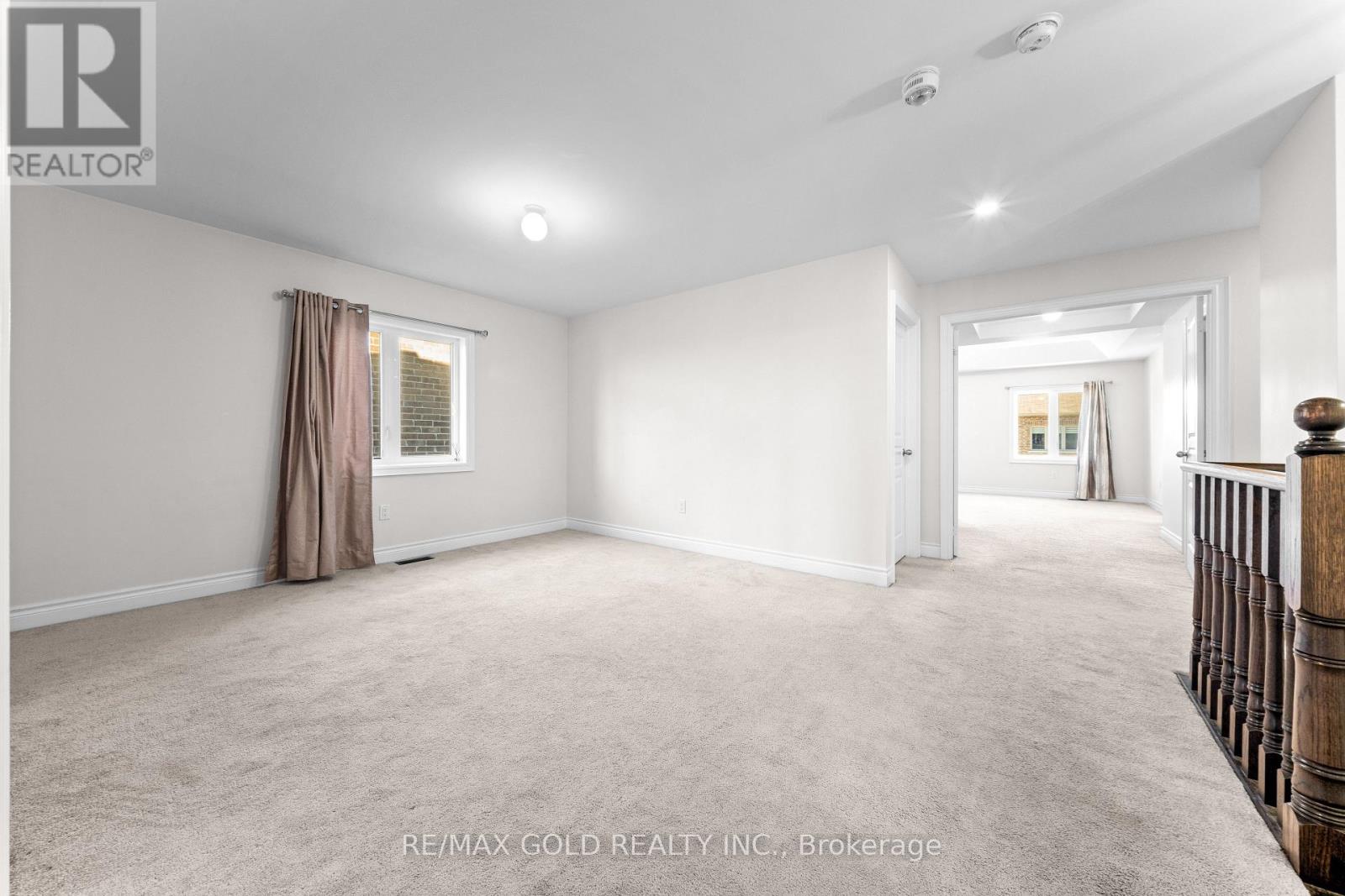 600 MACTIER DRIVE - 17