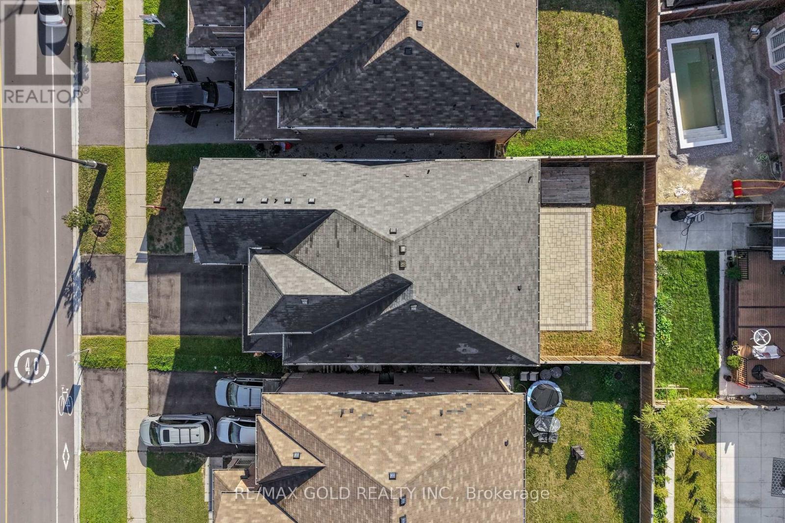 600 MACTIER DRIVE - 31