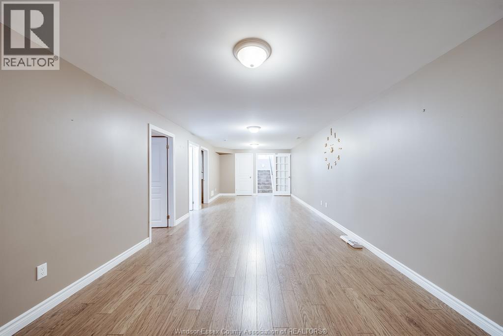 11916 BOULDER CRES. - 36