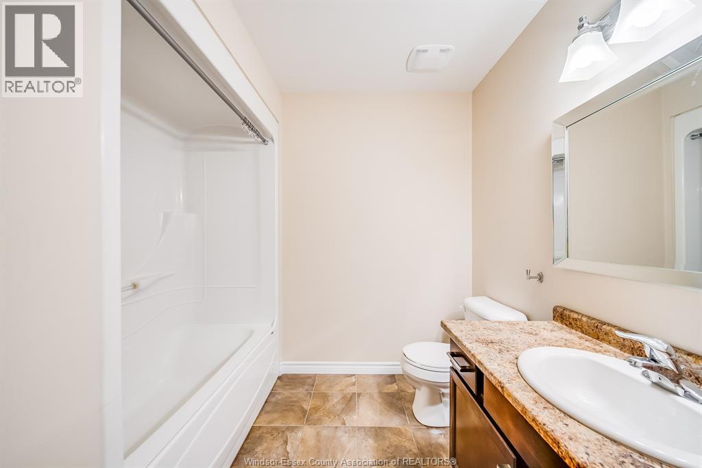 11916 BOULDER CRES. - Image 25