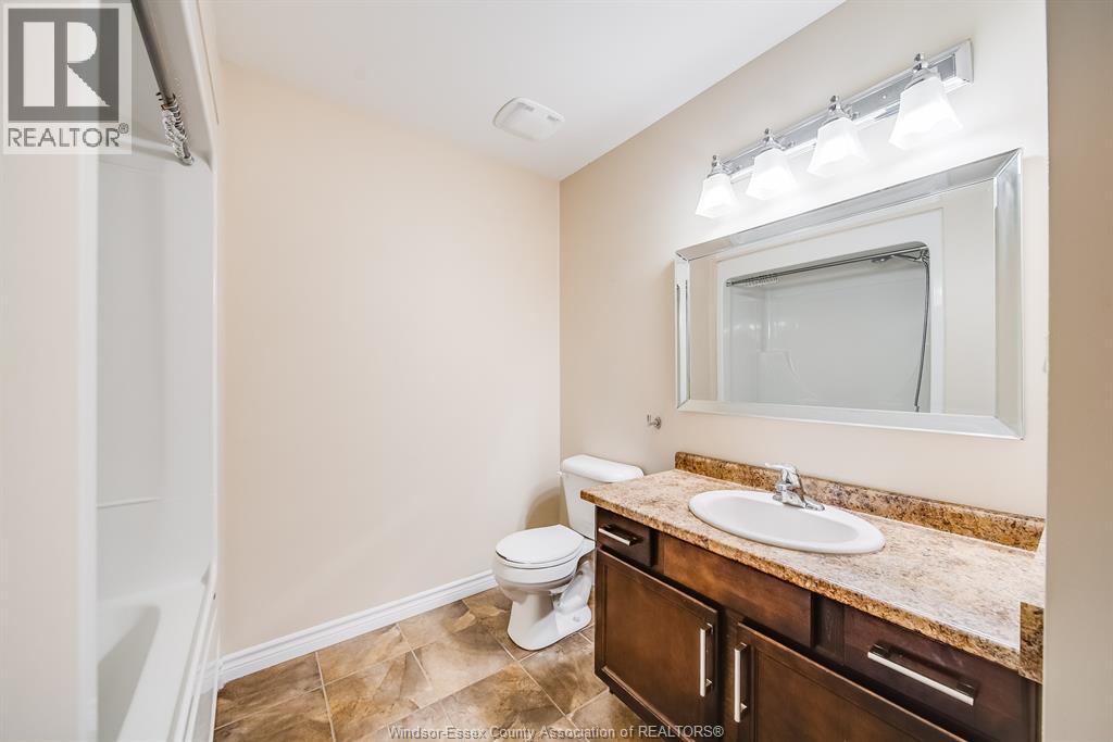 11916 BOULDER CRES. - Image 24