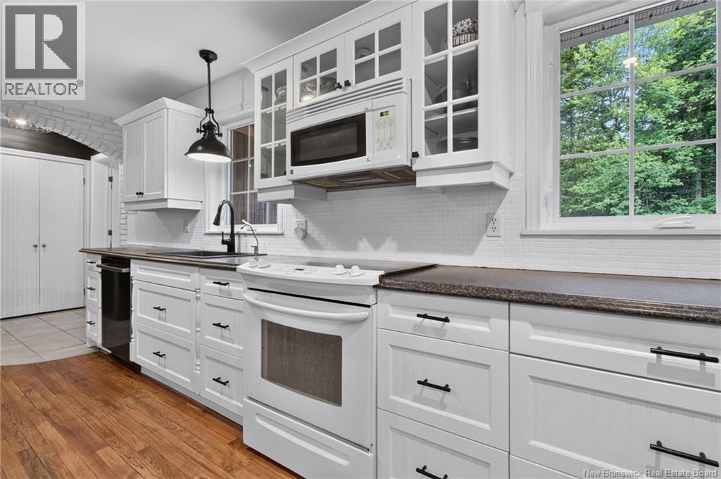 142 Niagara - Image 21