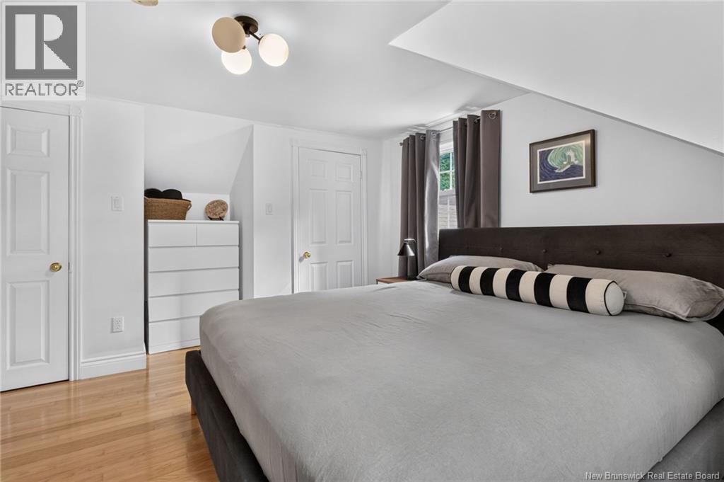 142 Niagara - Image 35