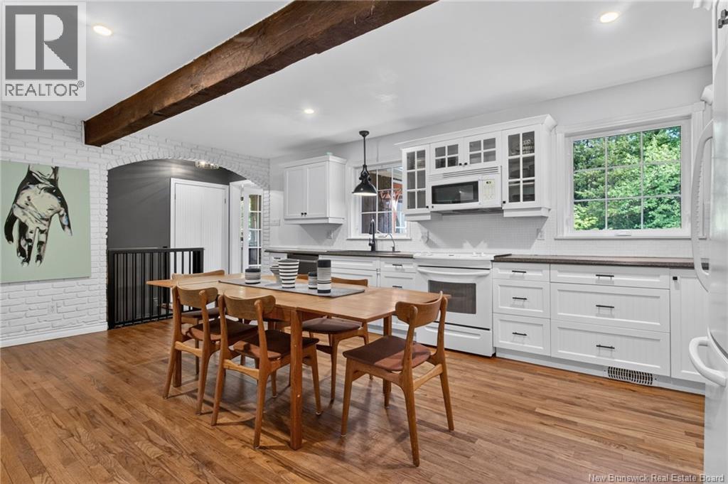 142 Niagara - Image 18