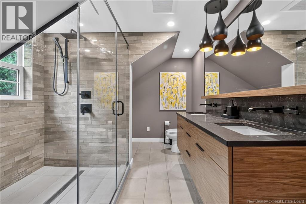 142 Niagara - Image 39