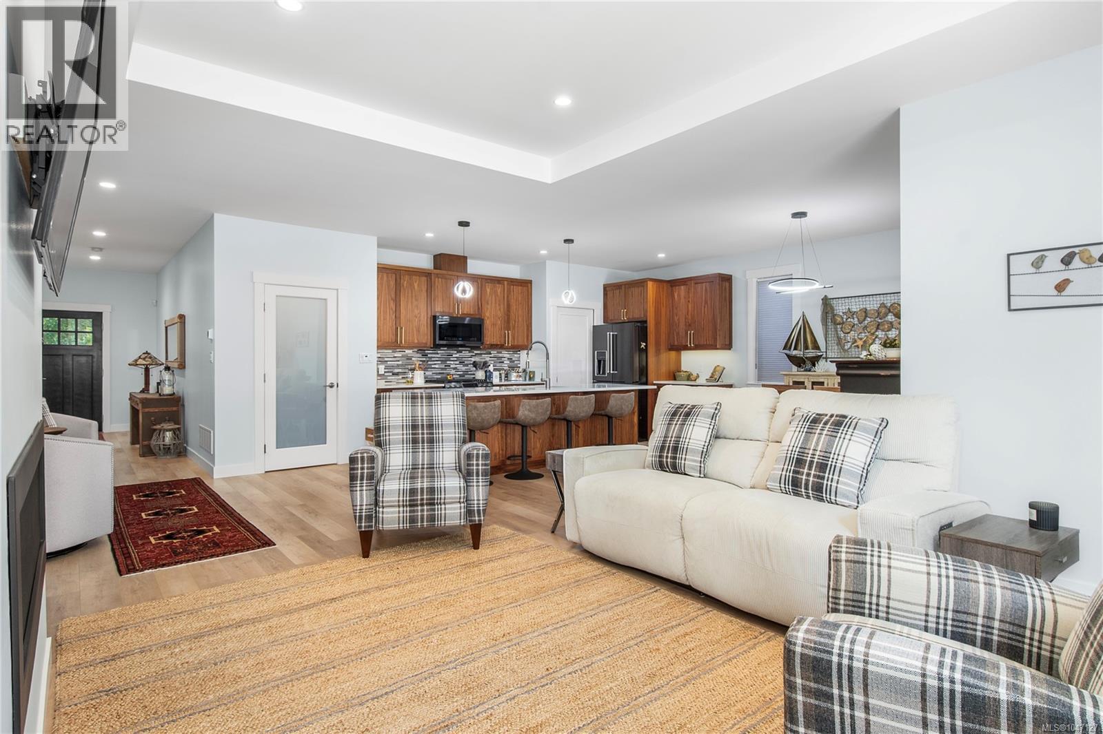 710 Salal St - 15