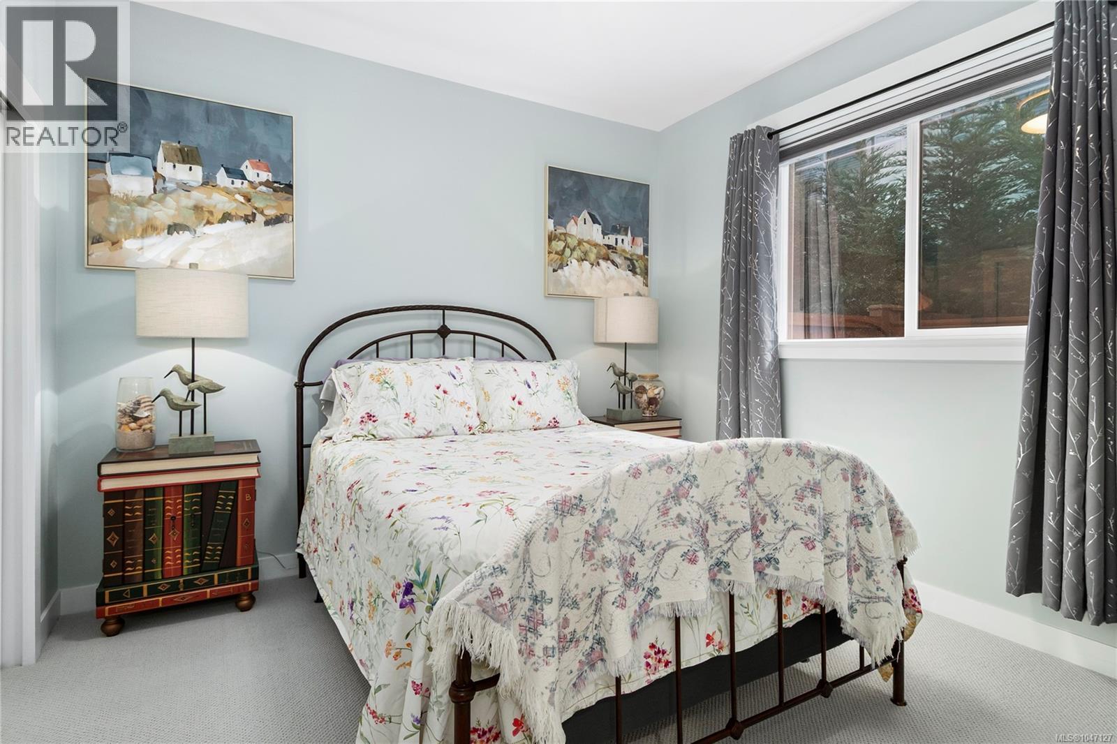 710 Salal St - Image 23