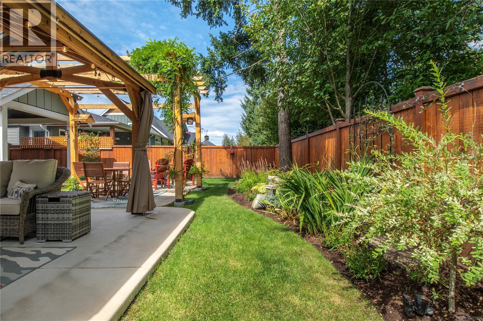 710 Salal St - 40