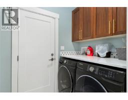 710 Salal St, Campbell River, BC V9H0E6 Photo 28