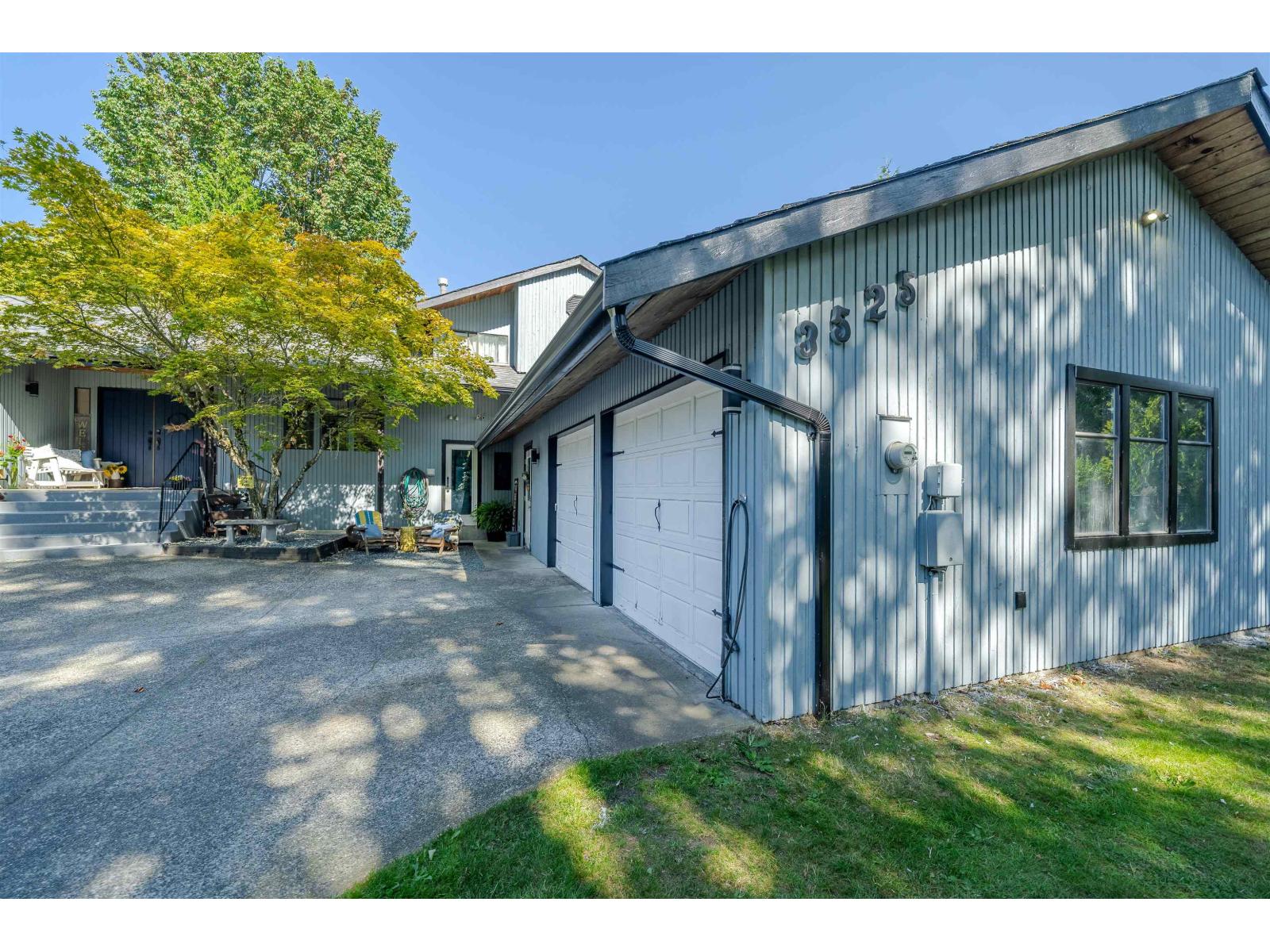 5 Bed, 3 Bath House for Sale in Abbotsford – 3525 MCKINLEY COURT, Abbotsford – MLS# R3156463 - Image 4