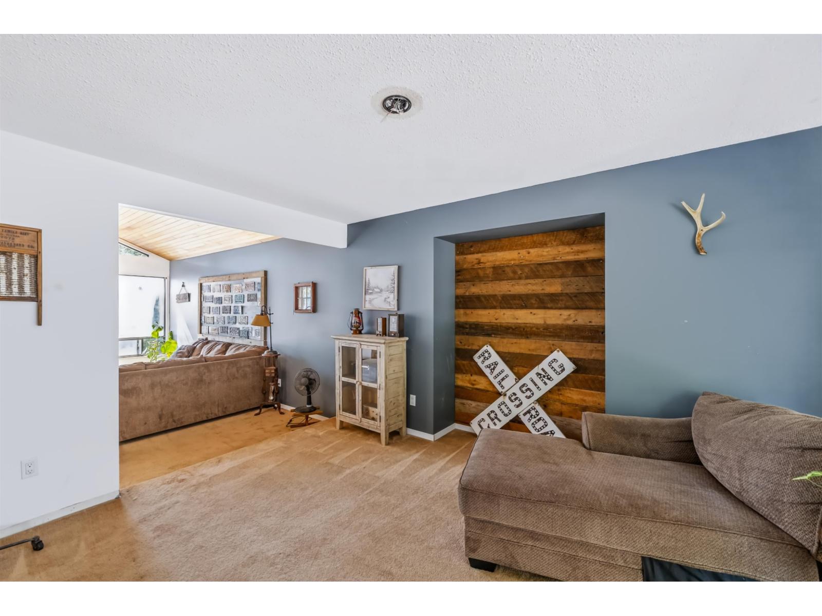 5 Bed, 3 Bath House for Sale in Abbotsford – 3525 MCKINLEY COURT, Abbotsford – MLS# R3156463 - Image 10