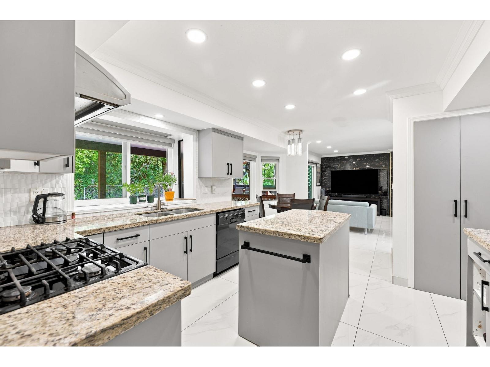 4 Bed, 3 Bath House for Sale in Surrey – 8676 146A STREET, Surrey – MLS# R3156427 - Image 13