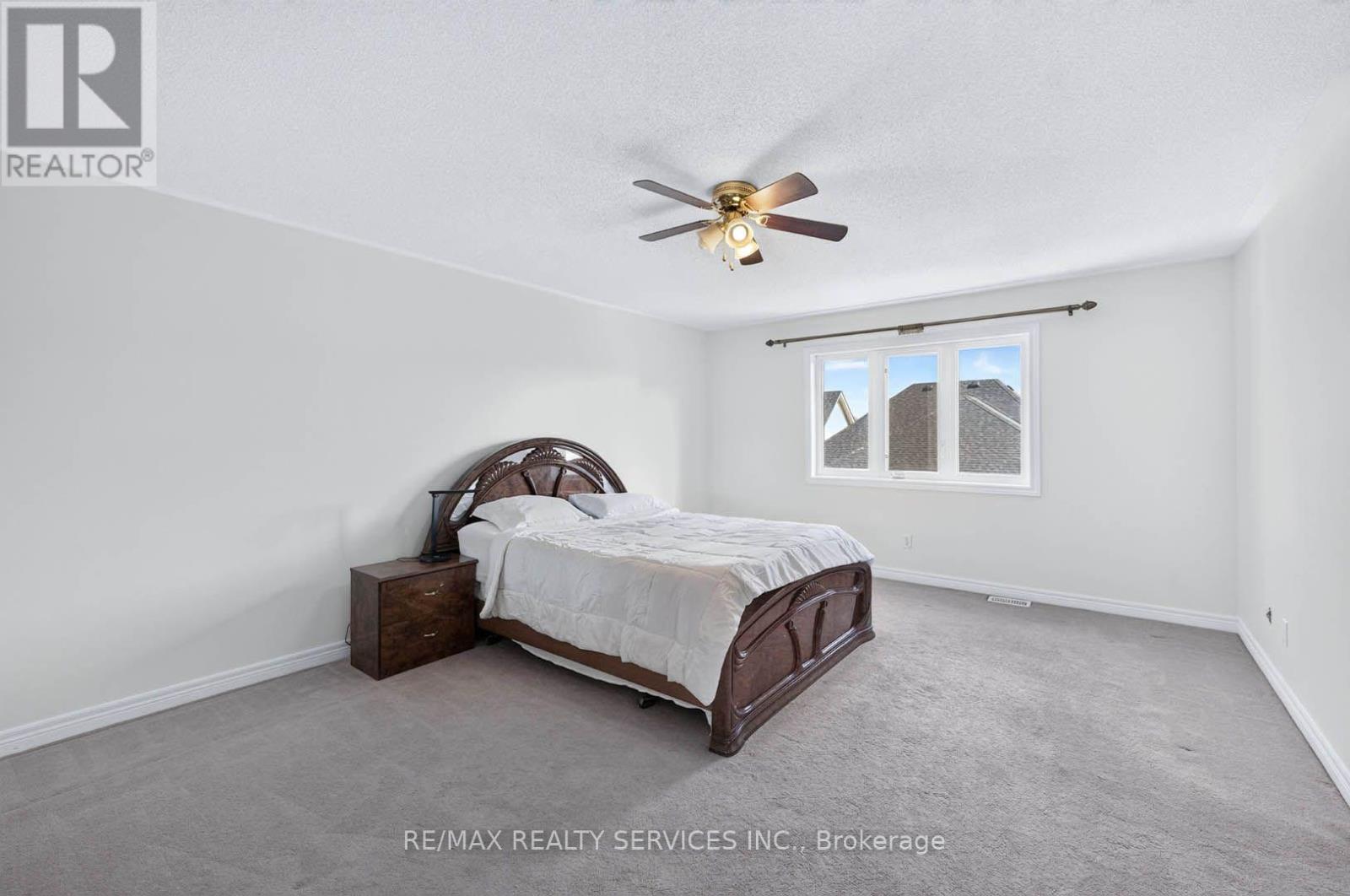 21 TATRA CRESCENT - Image 27