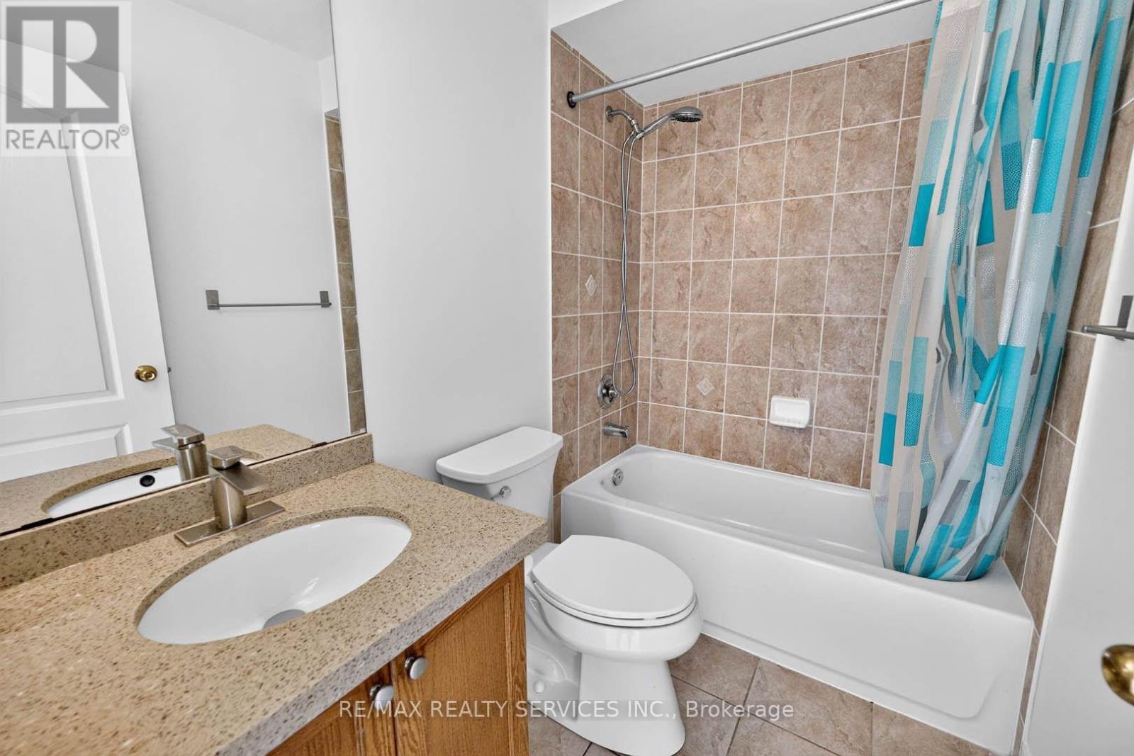 21 TATRA CRESCENT - Image 37