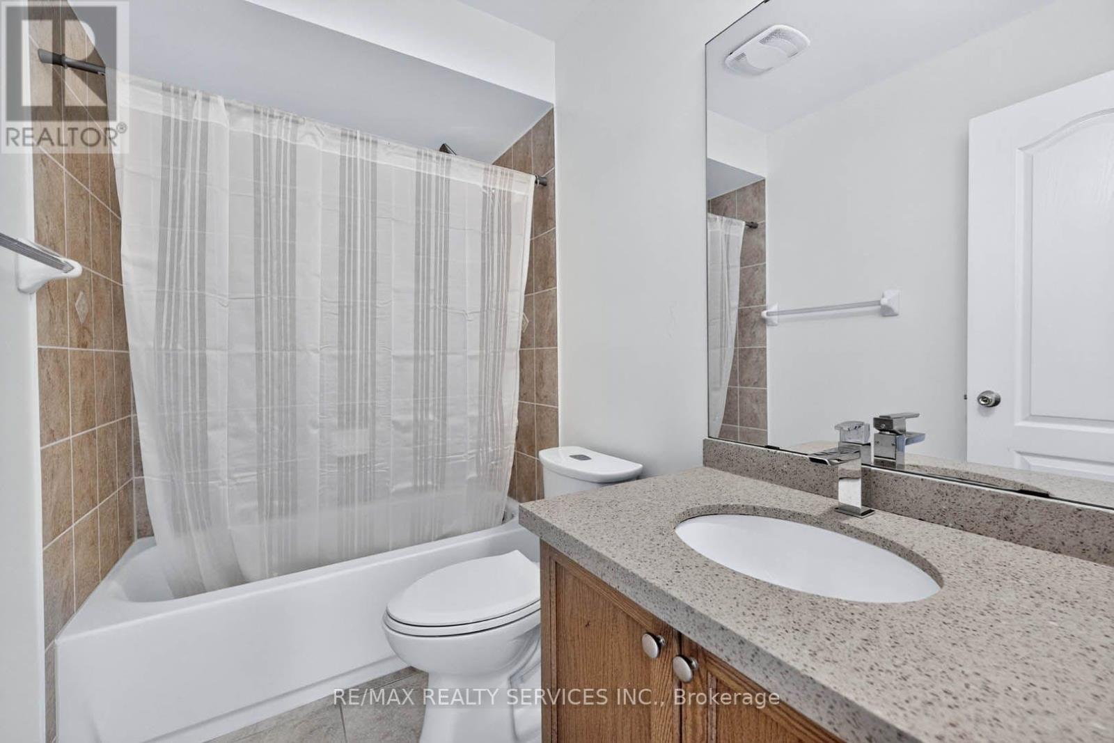 21 TATRA CRESCENT - Image 42