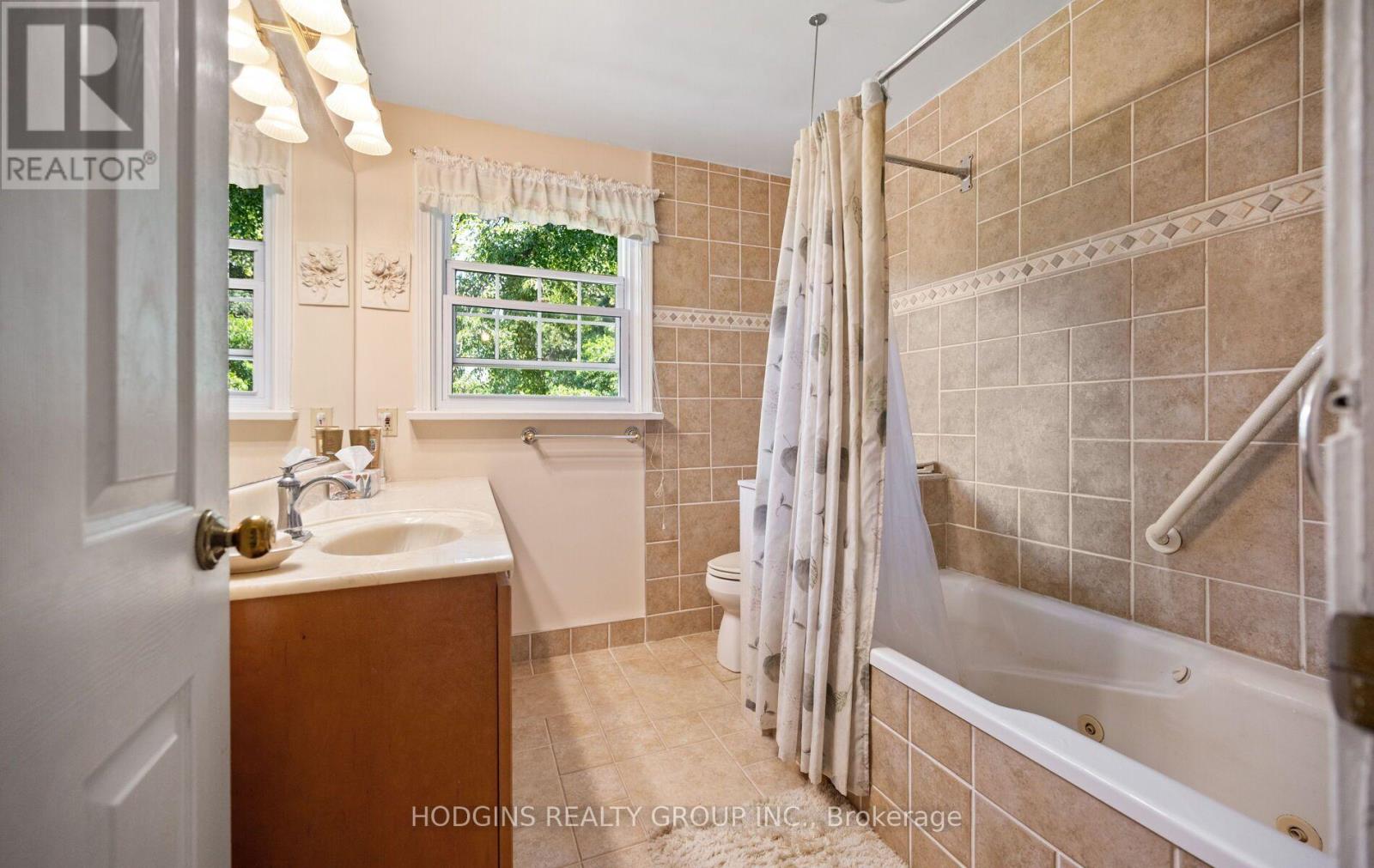 1558 BROADMOOR AVENUE - Image 26