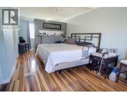 Primary Bedroom - 15 Kelso Crescent, Kamloops, BC V2C5A1 Photo 9