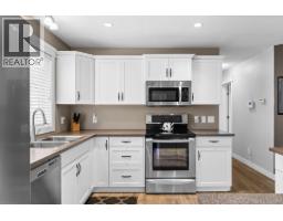 3360 Mimosa Drive, West Kelowna, BC V4T3A5 Photo 11