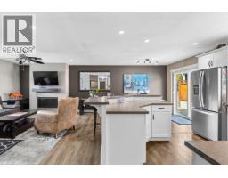 3360 Mimosa Drive, West Kelowna, BC V4T3A5 Photo 12