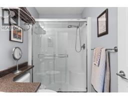 3360 Mimosa Drive, West Kelowna, BC V4T3A5 Photo 29
