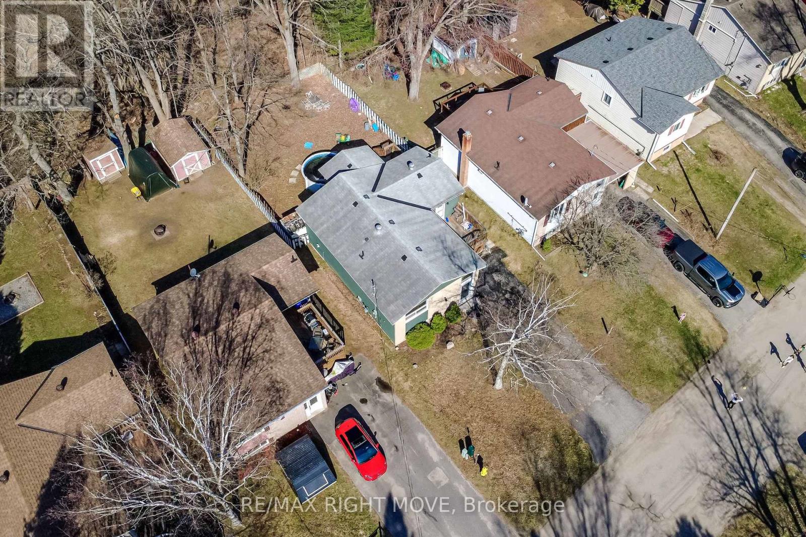 162 PRATT CRESCENT - Image 33