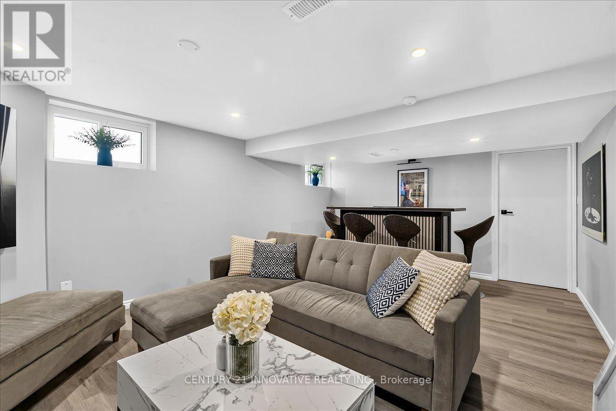 5709 HANAN AVENUE - Image 35