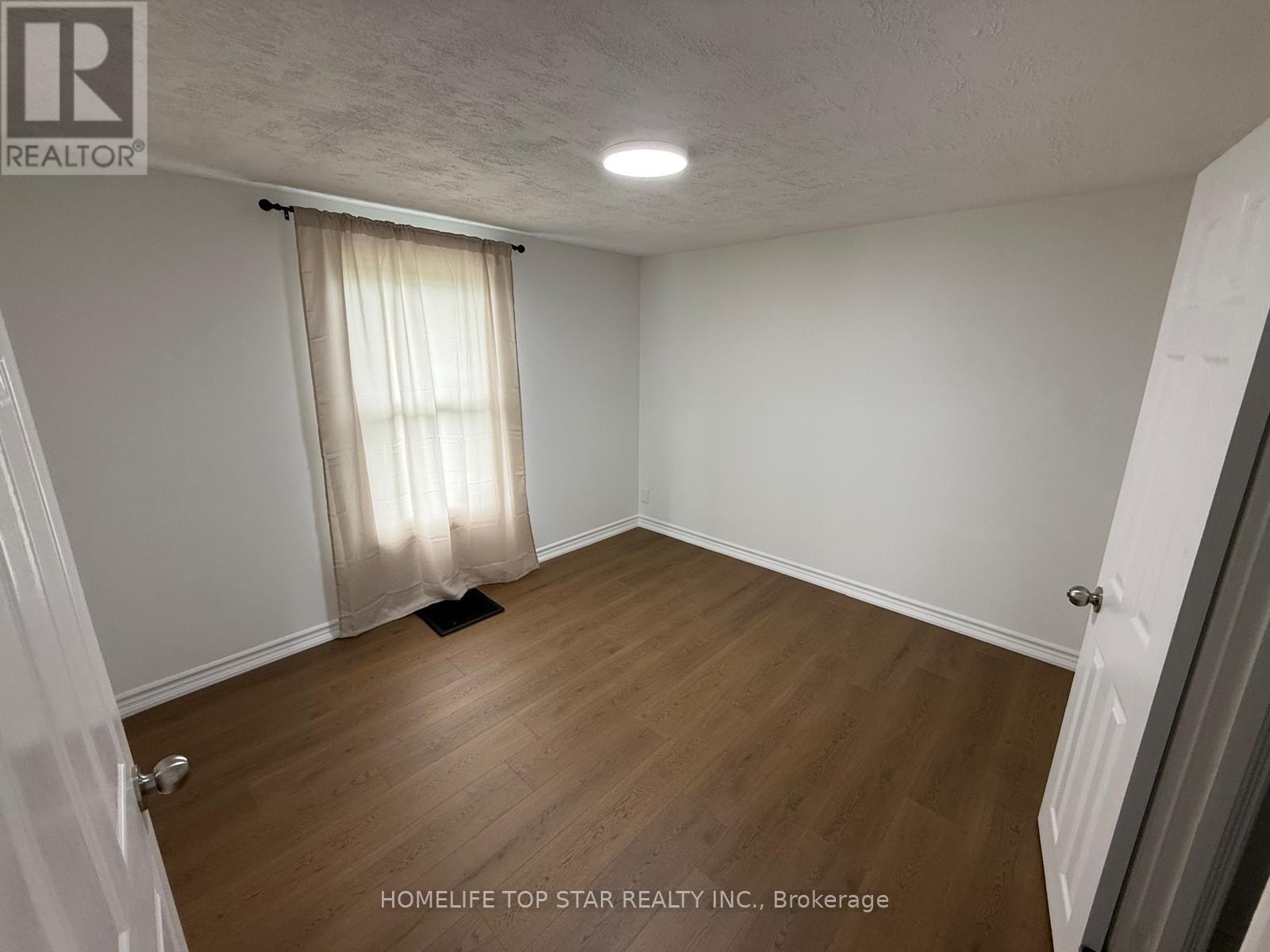 5341 MCRAE STREET N - Image 12