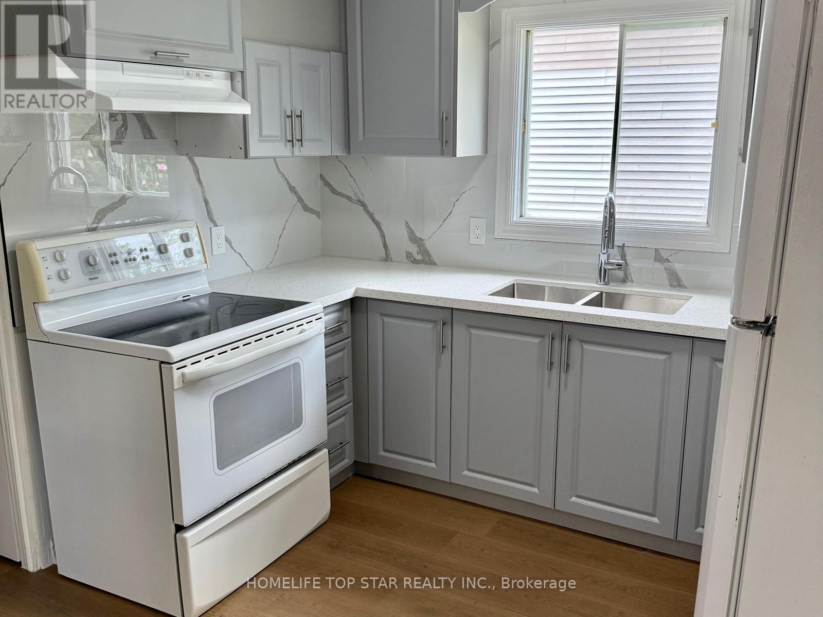 5341 MCRAE STREET N - Image 8