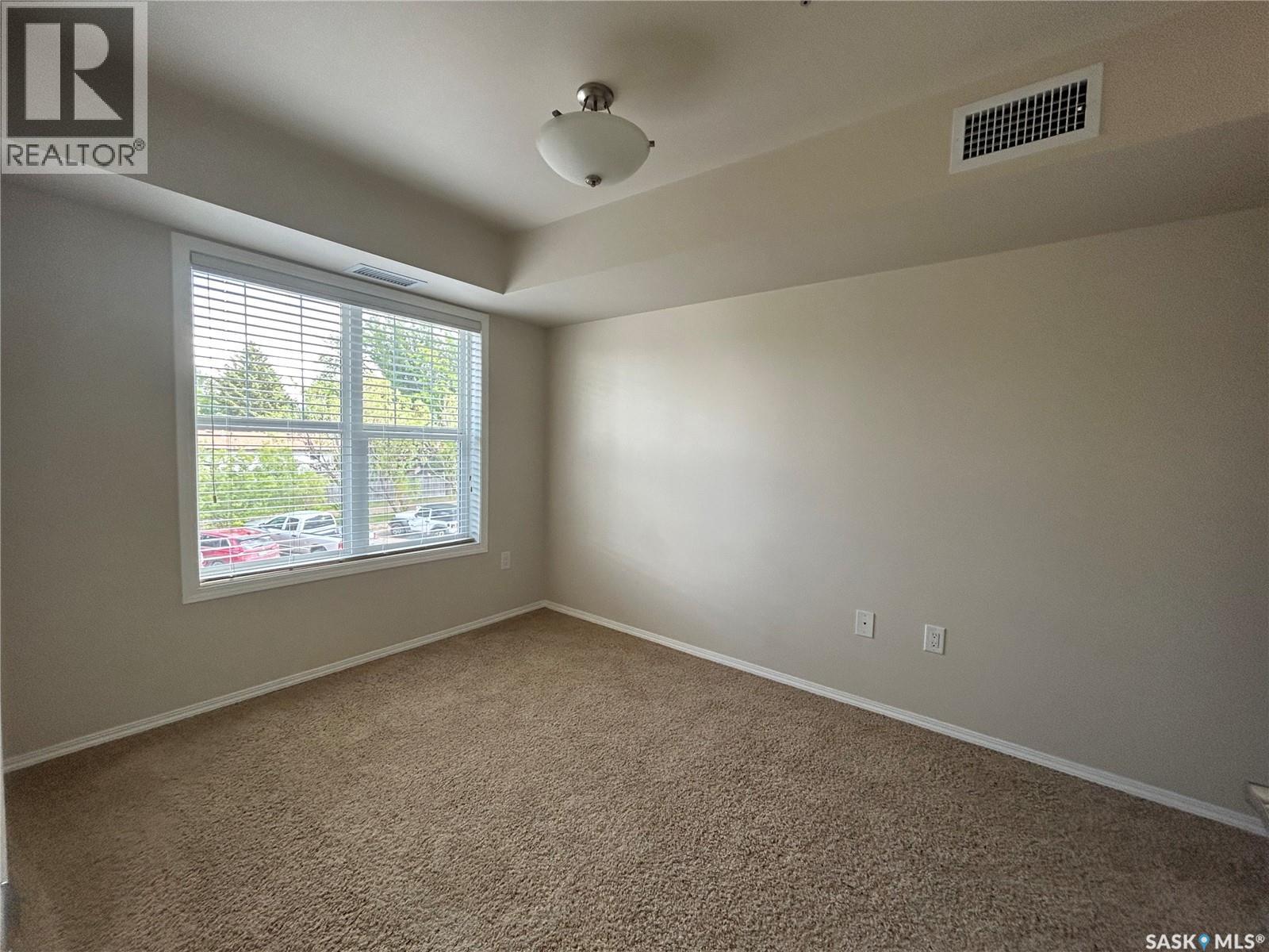#323 601 110th AVENUE - 4