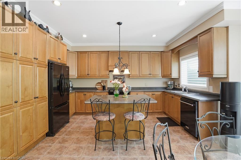 26 SHADETREE Crescent - Image 17