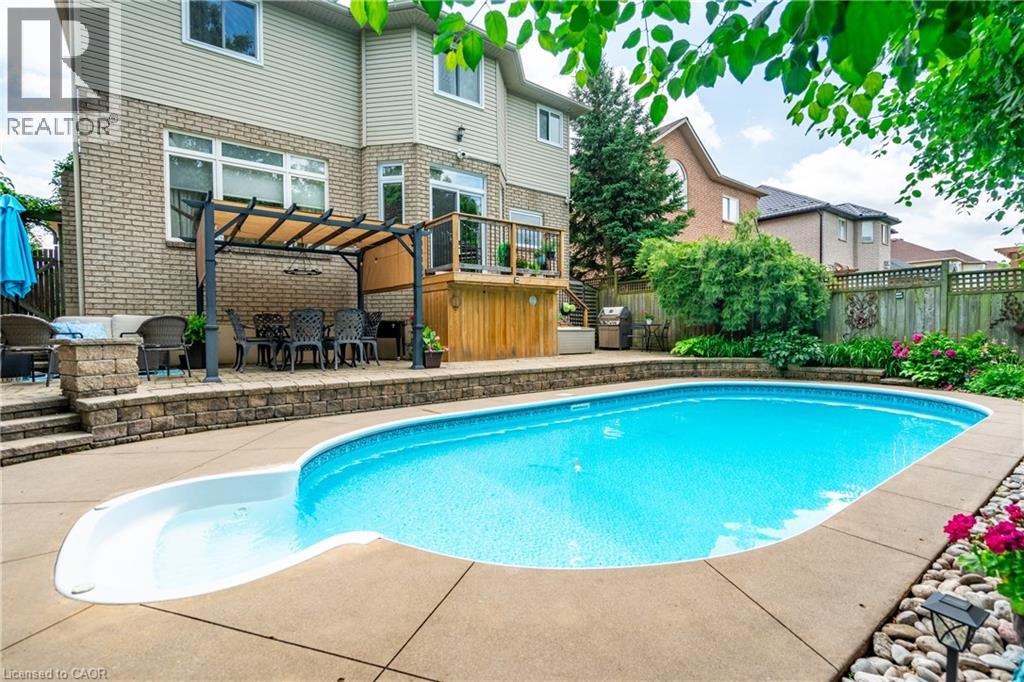 26 SHADETREE Crescent - Image 3