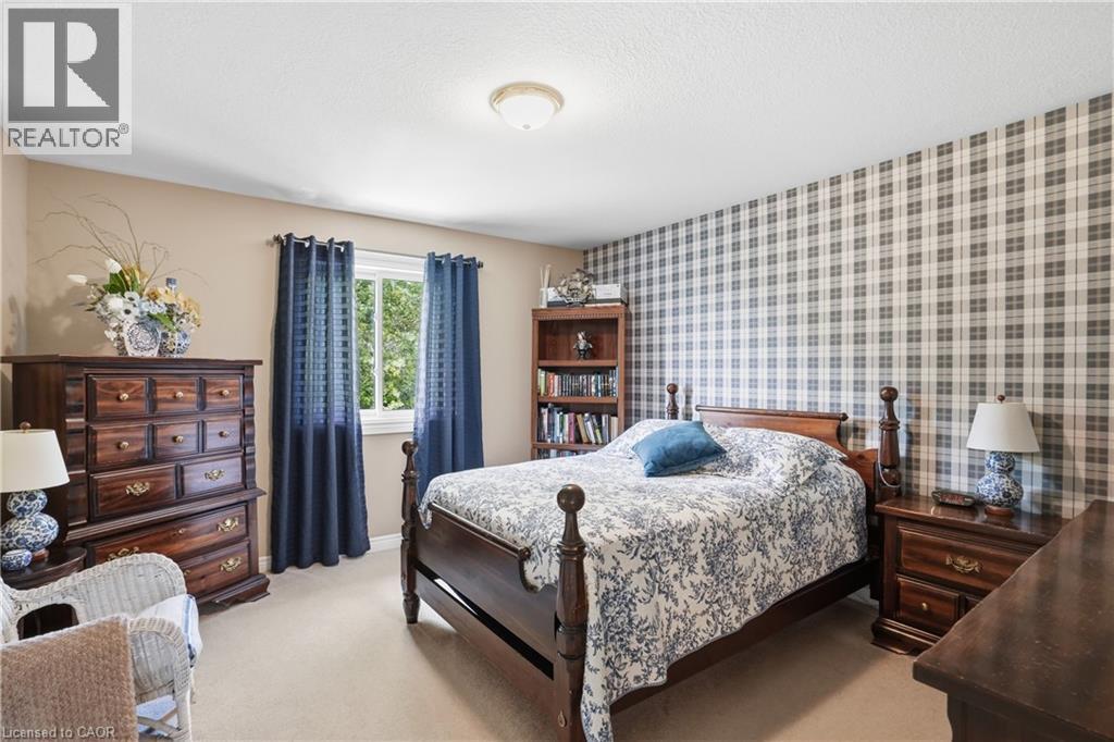 26 SHADETREE Crescent - Image 39