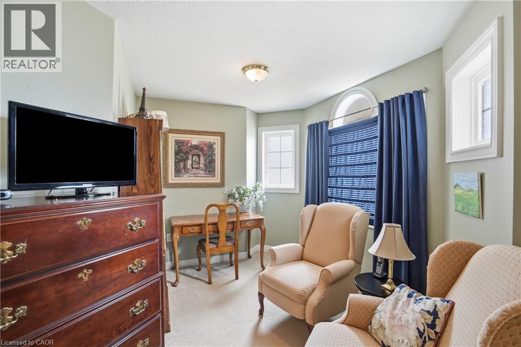 26 SHADETREE Crescent - Image 42