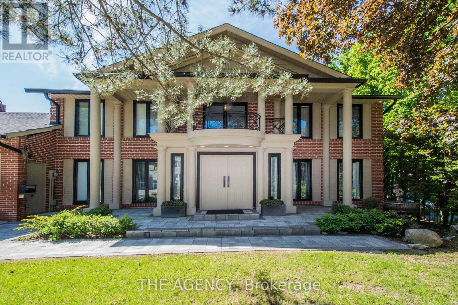 Listing photo of 7 SHADY OAKS CRESCENT