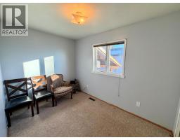 151 Wolverine Avenue, Tumbler Ridge, BC V0C2W0 Photo 14
