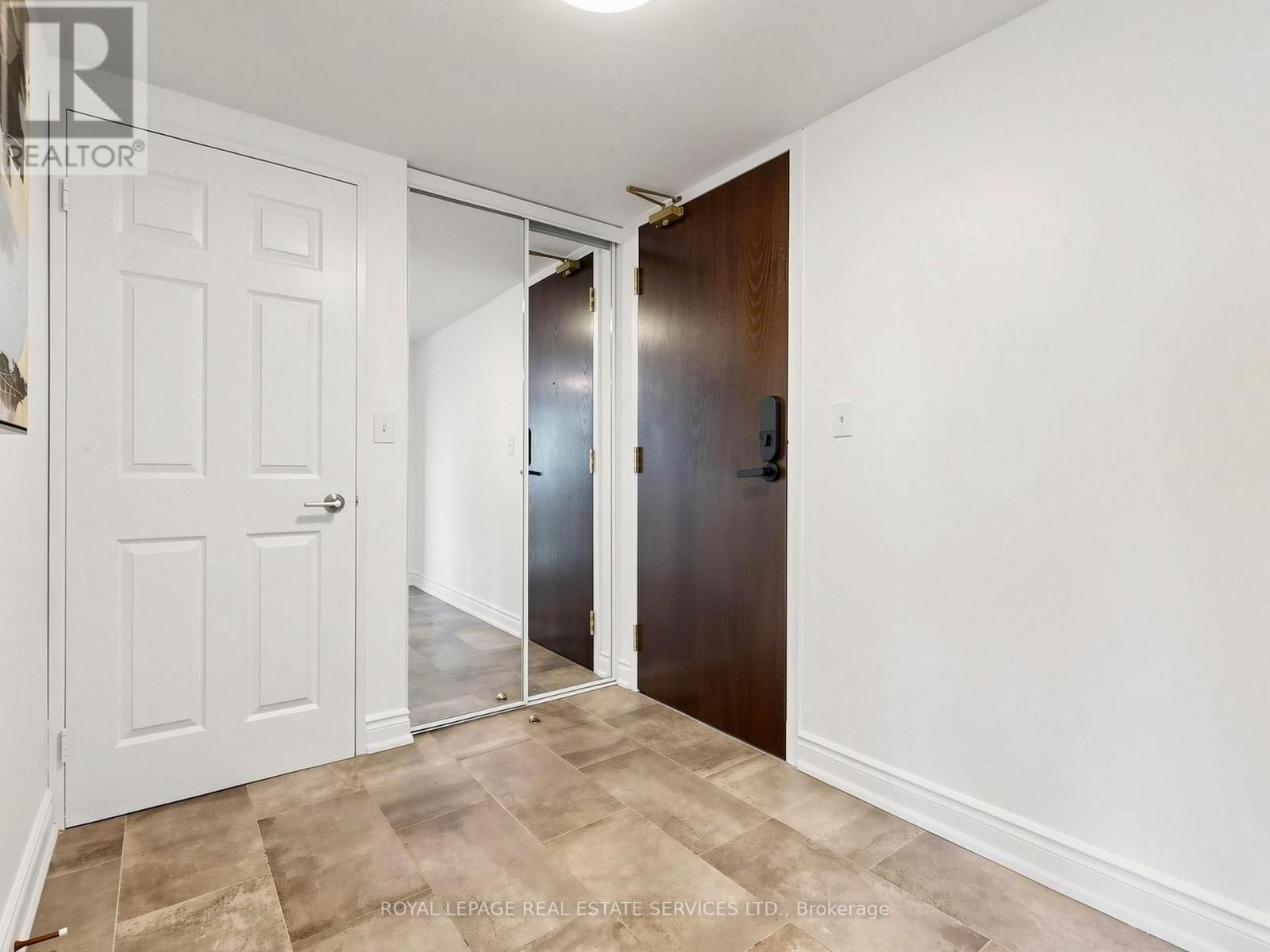 #3505 23 HOLLYWOOD AVENUE - 23