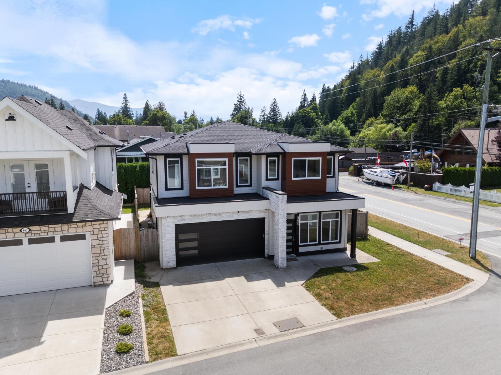 860 WILLOW PLACE, Harrison Hot Springs, Harrison Hot Springs