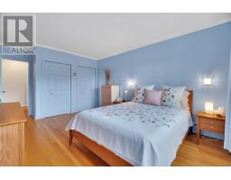 16 Dundas Street thumbnail 12