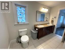 36 McCarthy Street thumbnail 25