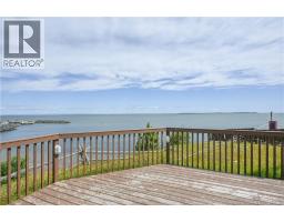 89 Saint-pierre Est Boulevard, Caraquet, NB E1W1B6 Photo 6