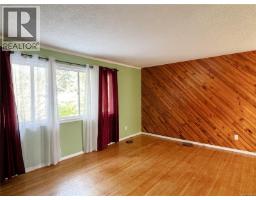 Family room - 390 Alder Cres, Gold River, BC V0P1G0 Photo 7
