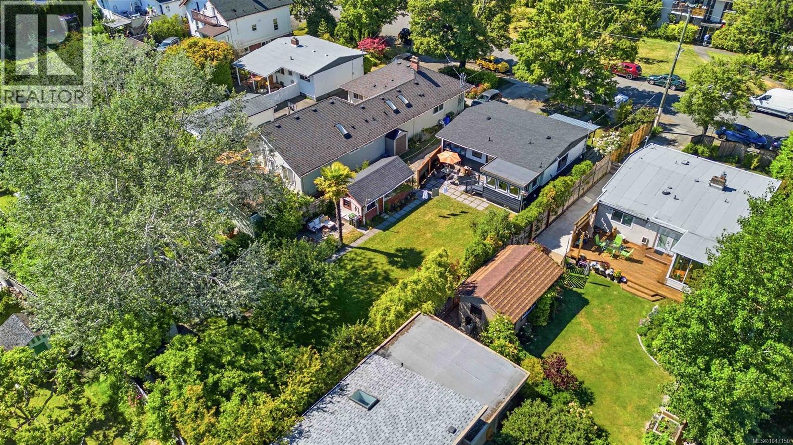 1735 Newton St - Image 41