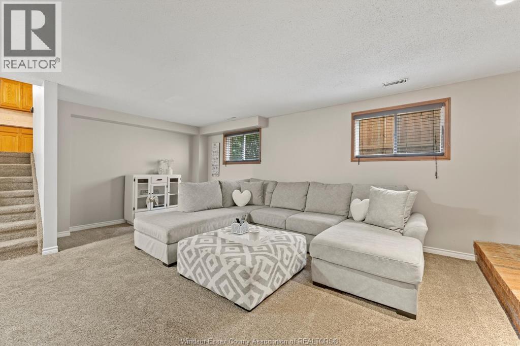 281 ST PAUL AVENUE - 23
